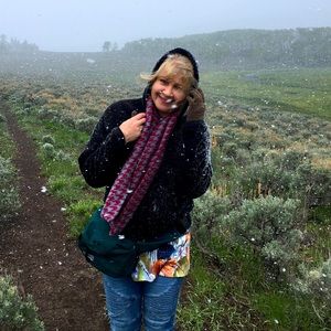 Meet your Posher, Laurel